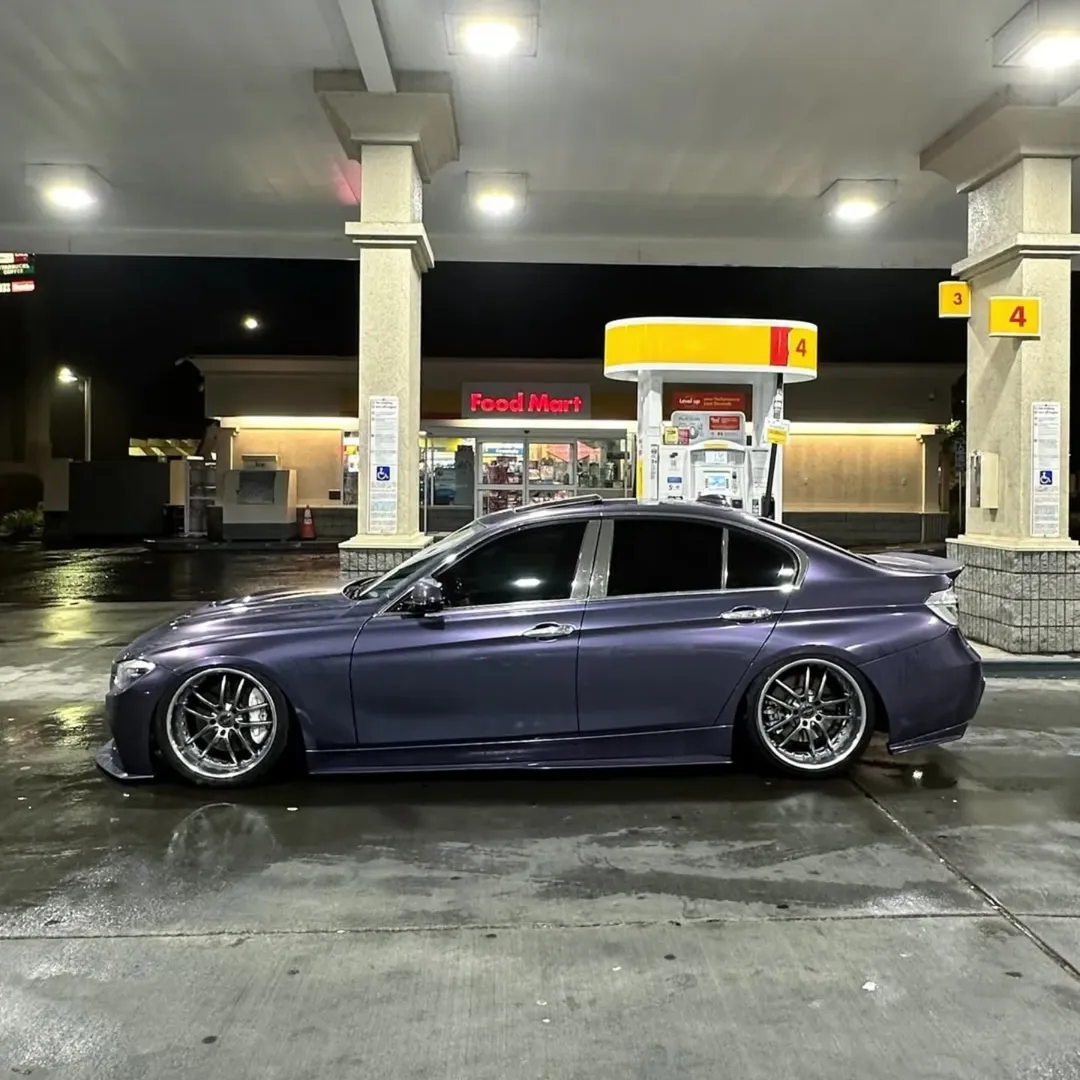 Ravoony Plus PET Gloss Metallic Rosemary Purple Car Wrap