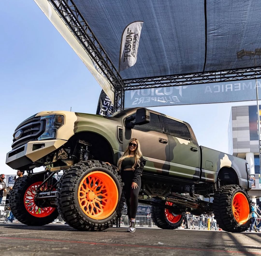 Ravoony Plus Customized Dolph Camo Wrap