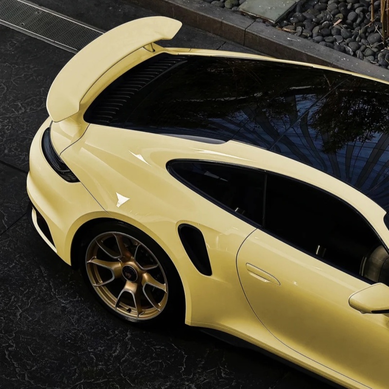 Ravoony Plus PET Glossy Sunbath Yellow Car Wrap