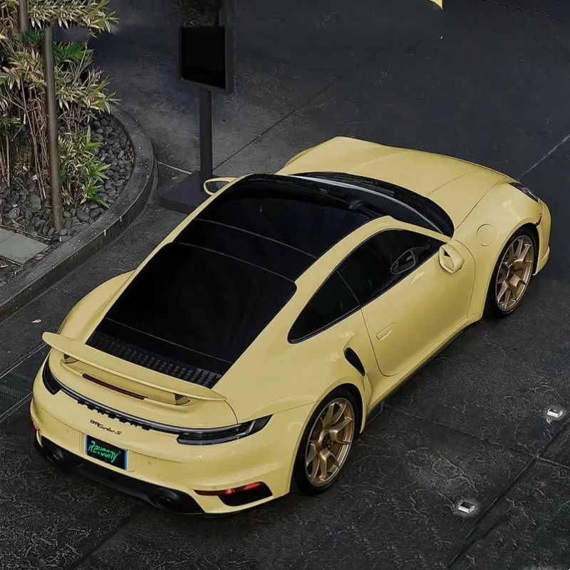 Ravoony Plus Glossy Sunbath Yellow Car Wrap