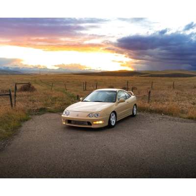Ravoony Plus Glossy Sunbath Yellow Car Wrap 01
