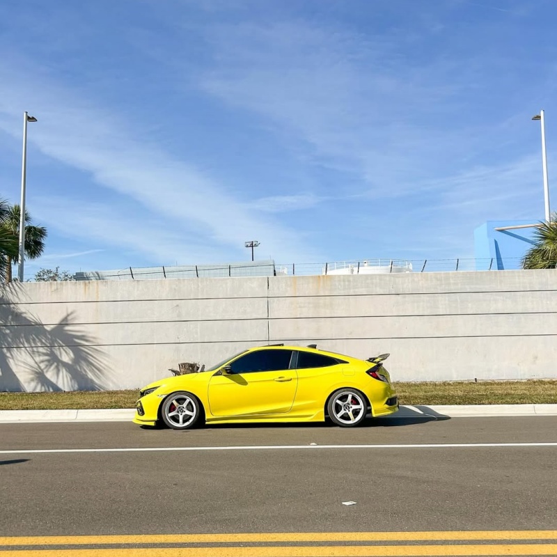 Ravoony Plus Crystal Maize Yellow Car Vinyl Wrap
