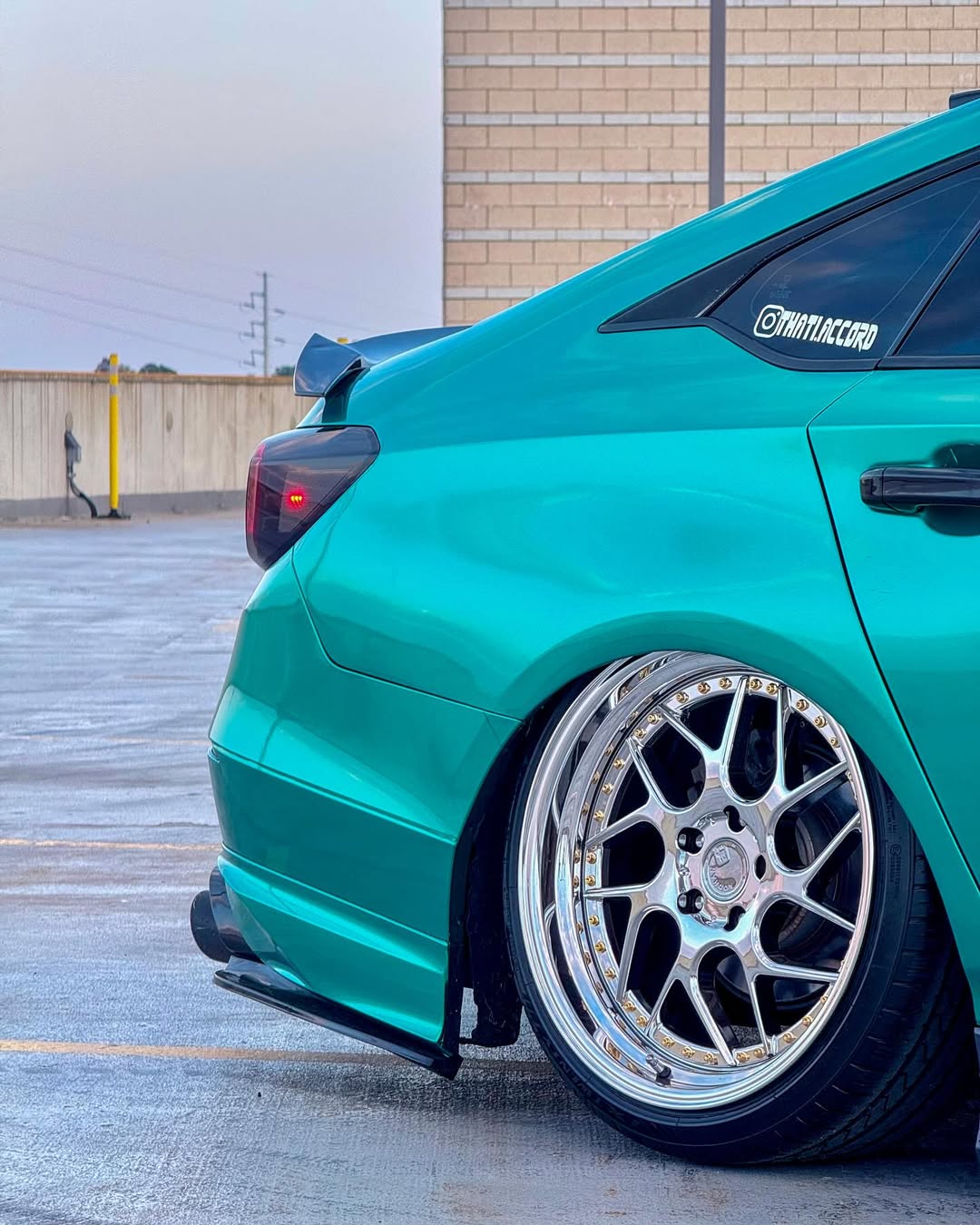 Ravoony Plus Metallic Paint Emerald Green Car Vinyl Wrap