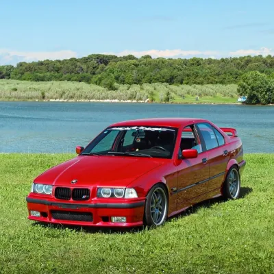 Ravoony Basic Gloss Metallic Vampire Red Vinyl Car Wrap 01