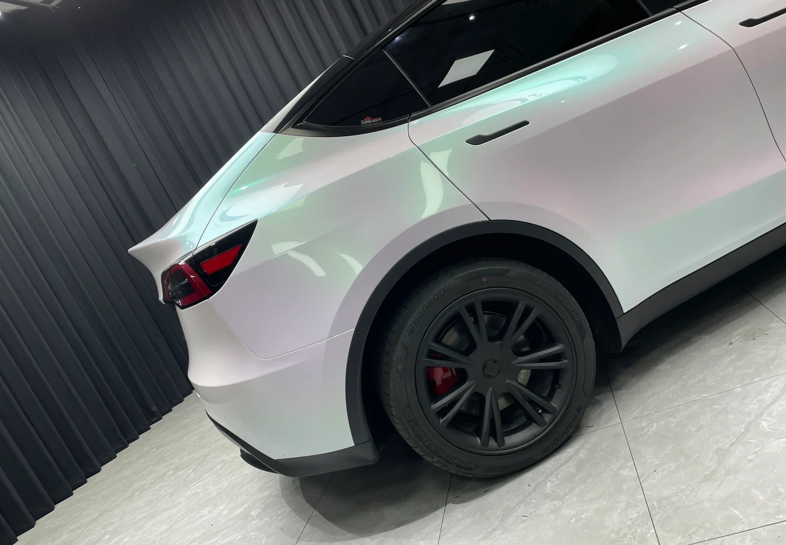 Ravoony Pro TPU Gloss Aurora White PPF Film