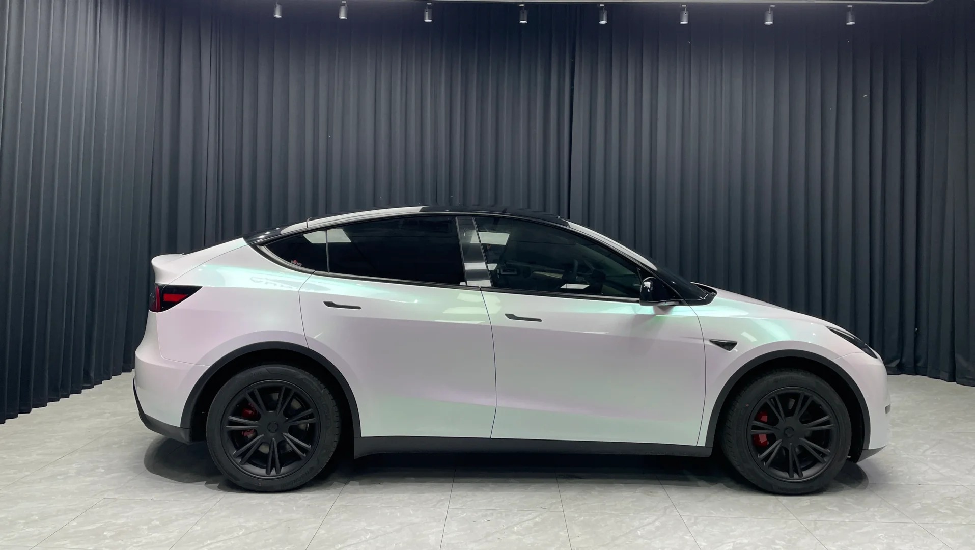 Ravoony Pro TPU Gloss Aurora White PPF Film