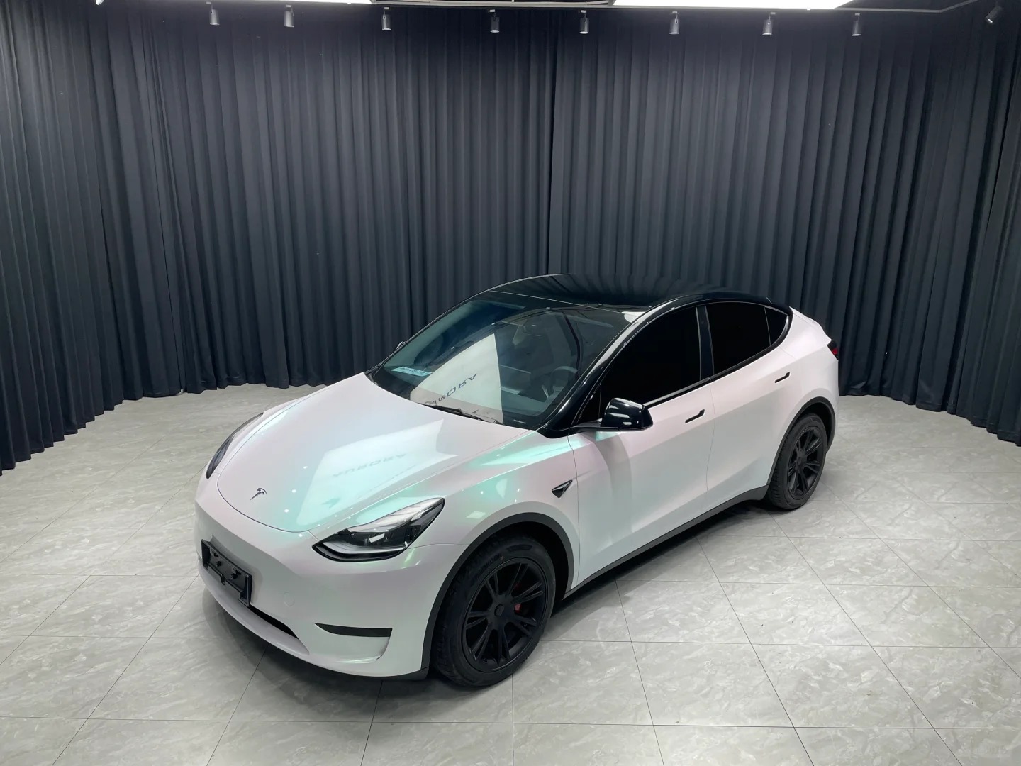 Ravoony Pro TPU Gloss Aurora White PPF Film