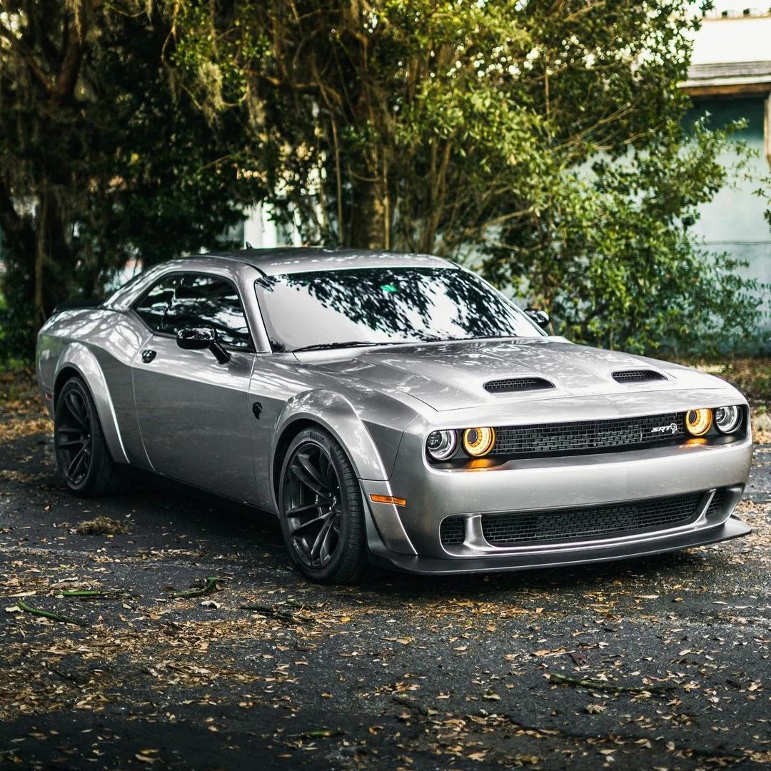 Ravoony Plus Ultra Gloss Metallic Silver Car Wrap