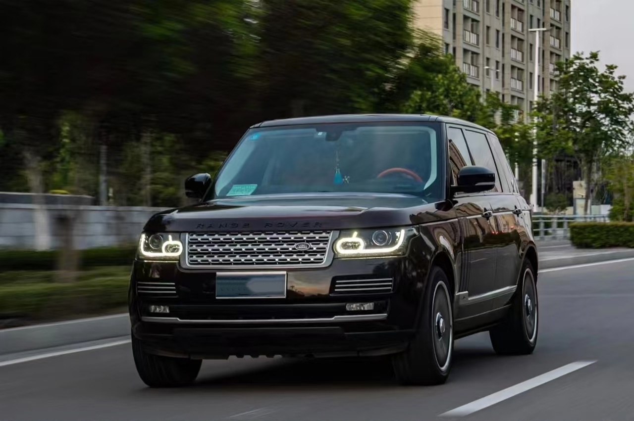 Ravoony Plus Glossy Diamond Black Red Vinyl Car Wrap