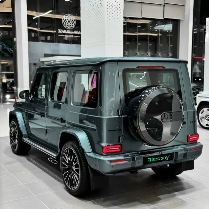 Ravoony Basic PET Gloss Metallic Ryan Green Car Wrap