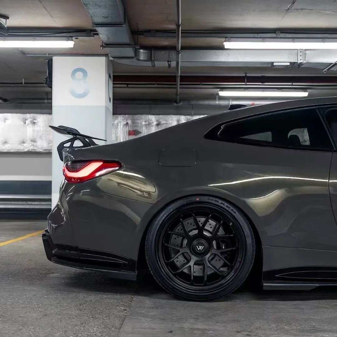 Ravoony Plus PET Glossy Metallic Tourmalie Grey Car Wrap