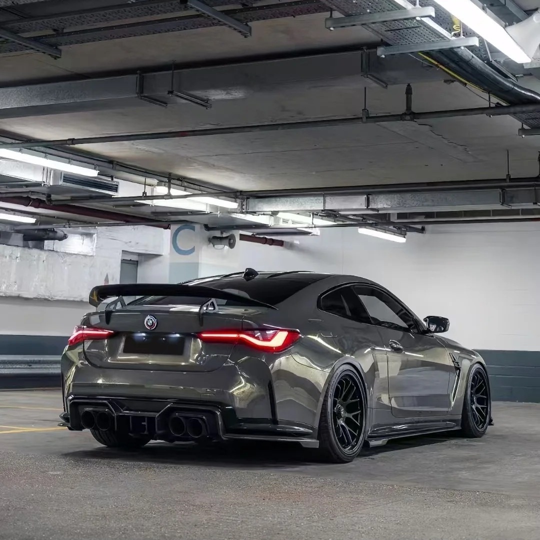 Ravoony Plus PET Glossy Metallic Tourmalie Grey Car Wrap