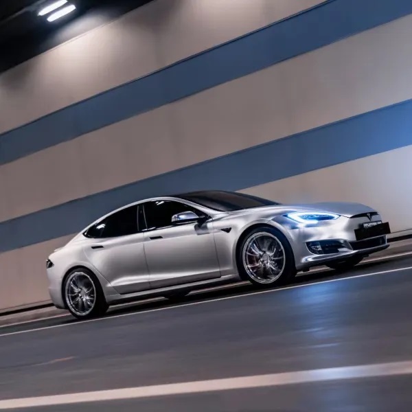 Ravoony Plus Matte Chrome Alexander Silver Metallic Vinyl Wrap