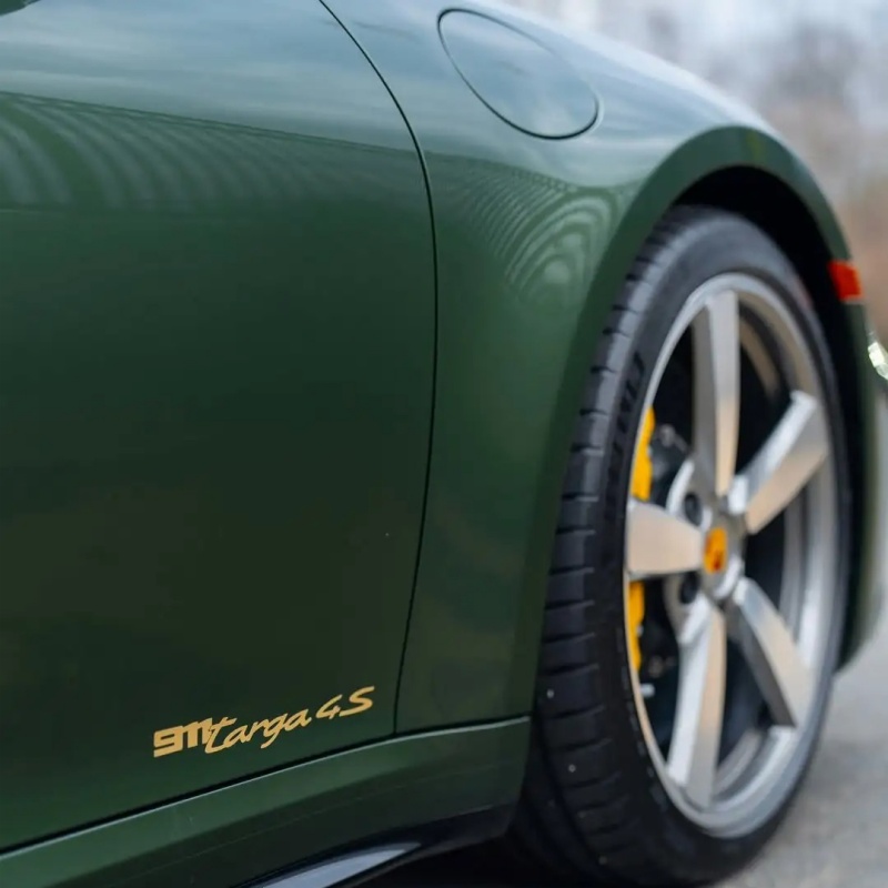 Ravoony Plus PET Gloss Metallic Porsche Oak Green Car Vinyl Wrap