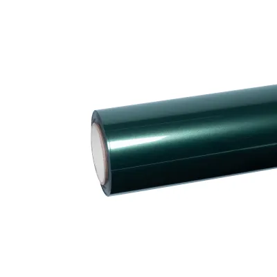 Ravoony Plus PET Glossy Metallic Emerald Green Car Wrap 02