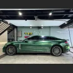 Ravoony Plus PET Glossy Metallic Emerald Green Car Wrap