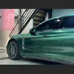 Ravoony Plus PET Glossy Metallic Emerald Green Car Wrap