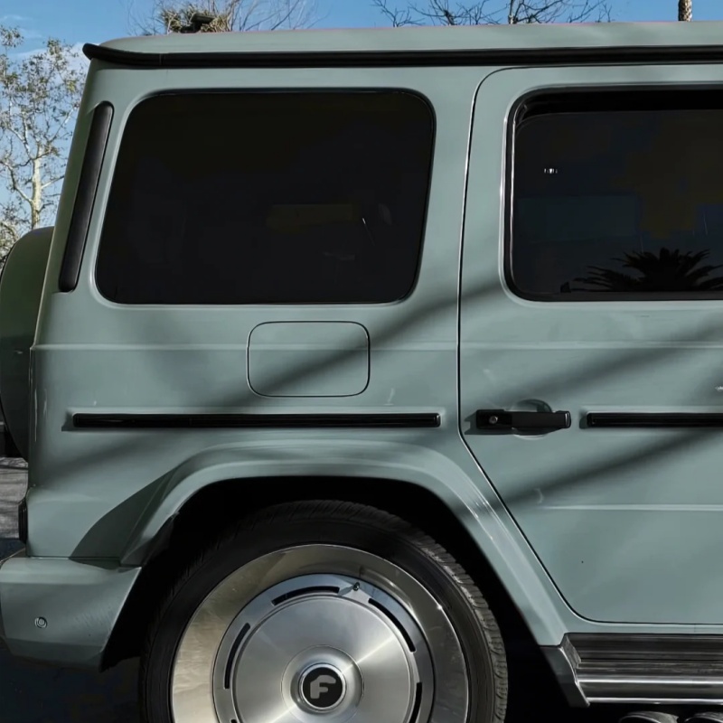 Ravoony Plus PET Gloss Shadow Green Car Wrap