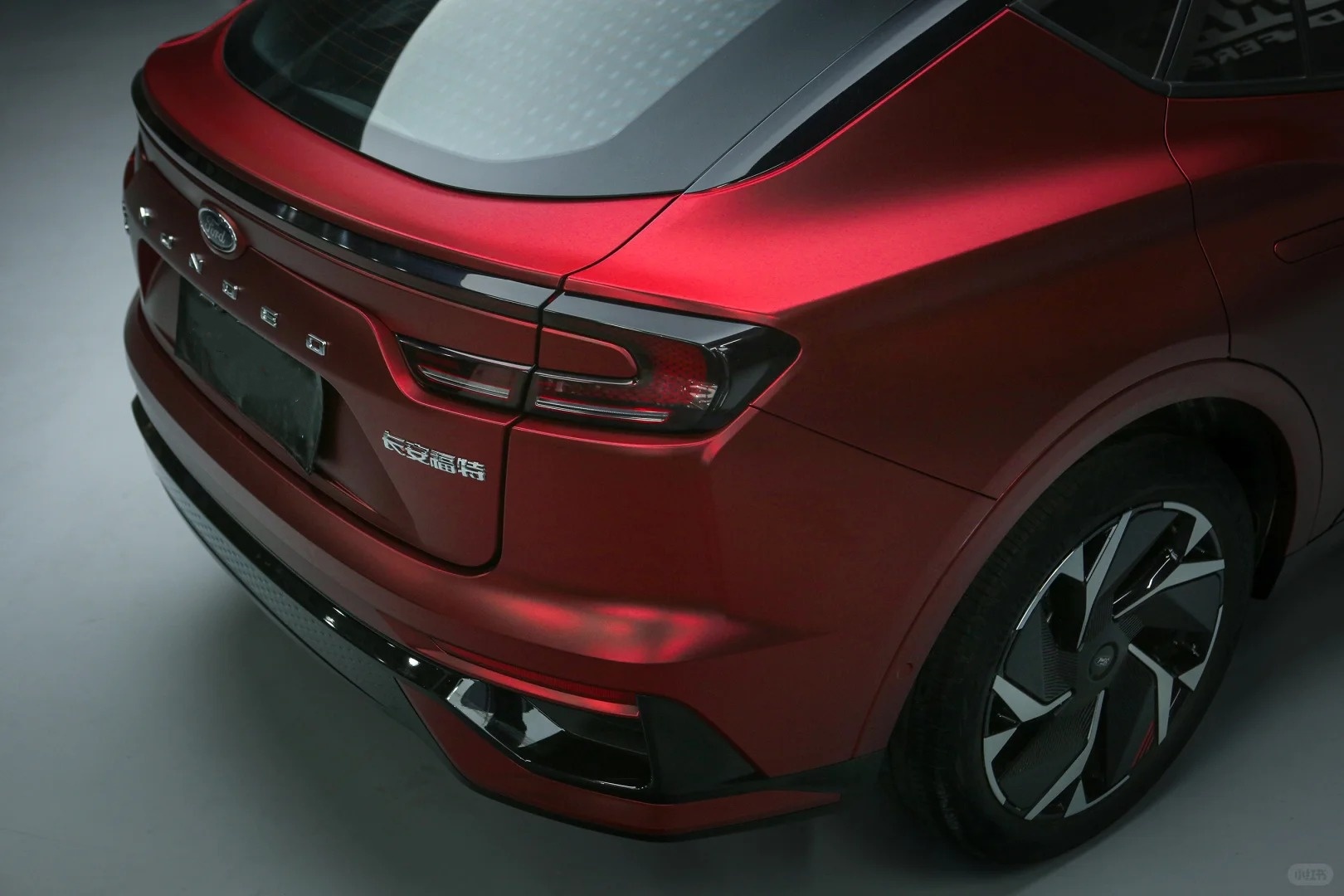 Ravoony Basic Matte Chrome Romanee Red Vinyl Car Wrap