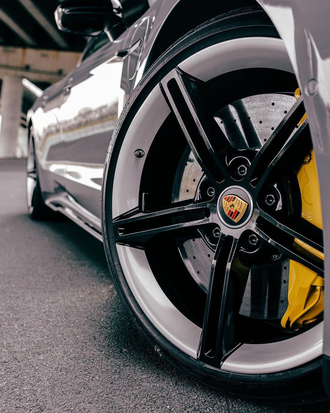 Ravoony Plus PET High Gloss Light Nardo Grey Wrap