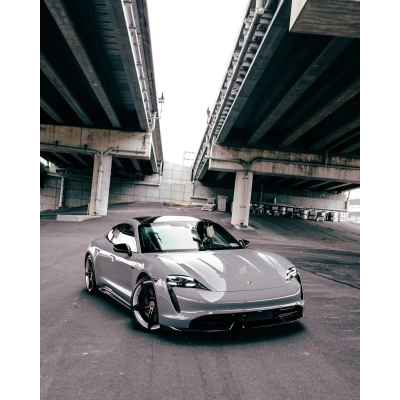 Ravoony Plus PET High Gloss Light Nardo Grey Wrap 02