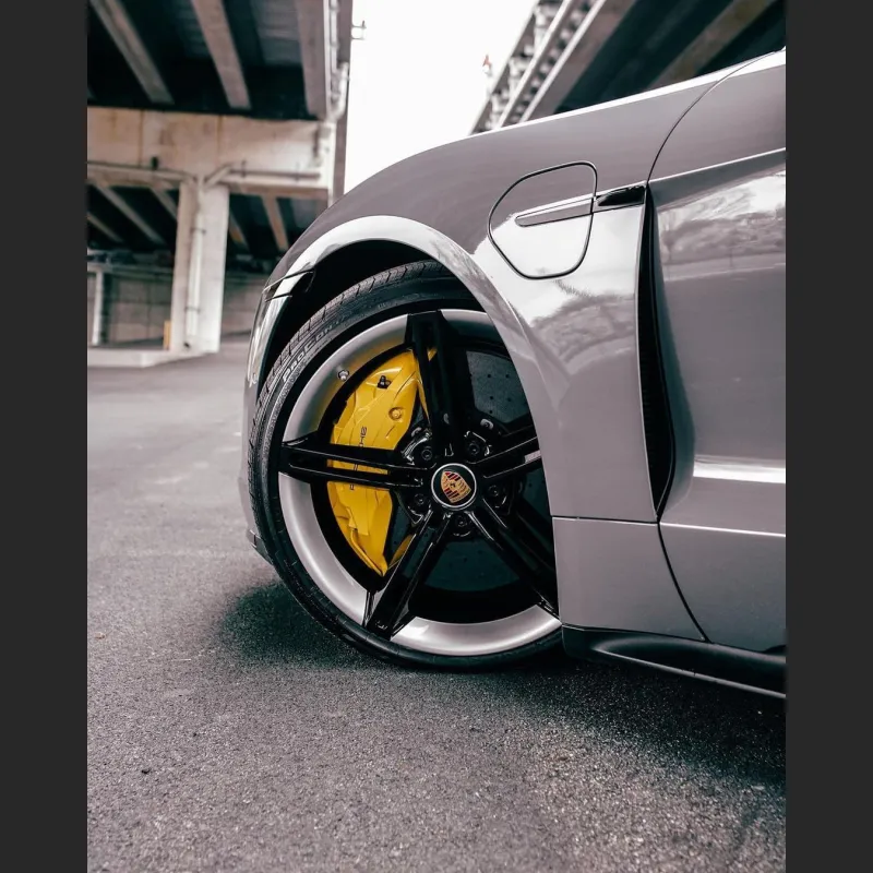 Ravoony Plus PET High Gloss Light Nardo Grey Wrap