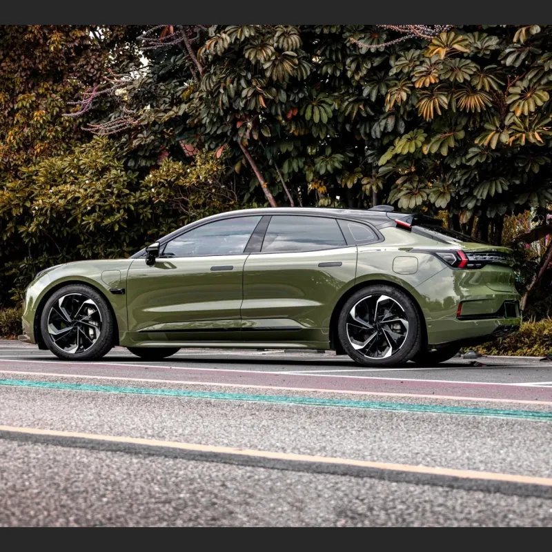 Ravoony Plus PET Gloss Aurora Green Car Vinyl Wrap