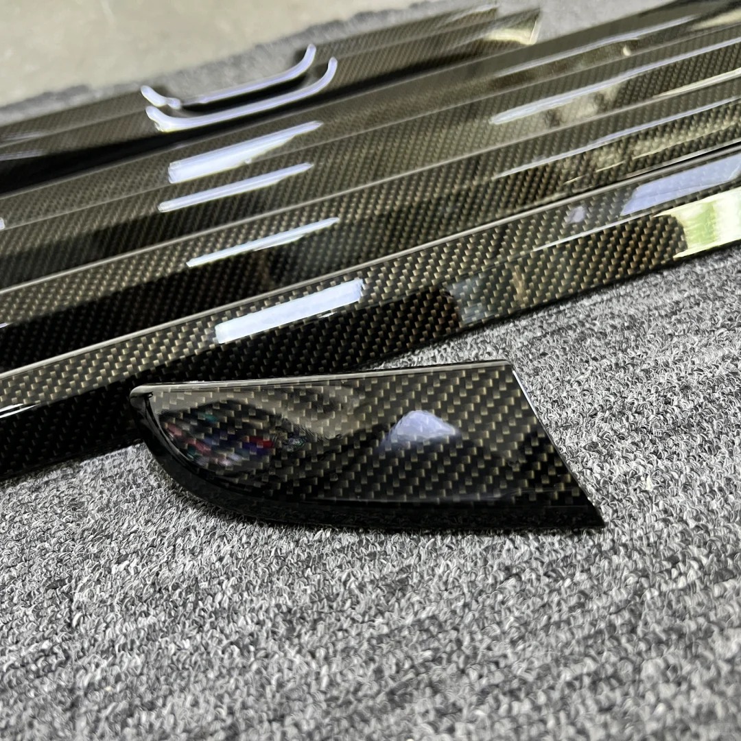 Ravoony Plus Glossy 3D Carbon Black Vinyl Wrap