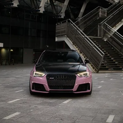 Ravoony Plus PET Glossy Oolong Milk Tea Pink Car Wrap 02
