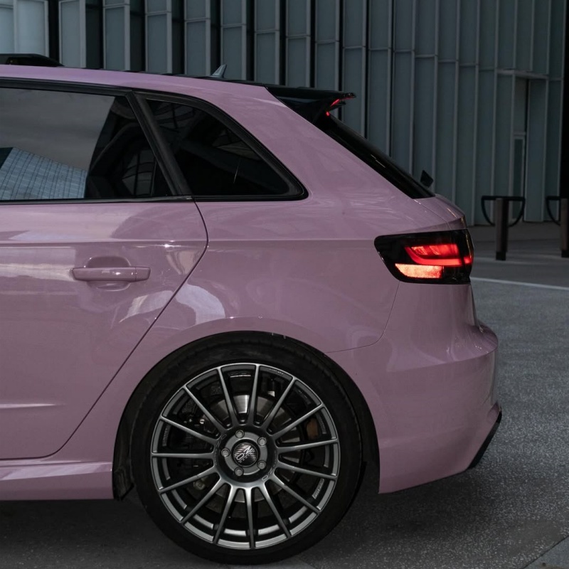 Ravoony Plus PET Glossy Oolong Milk Tea Pink Car Wrap