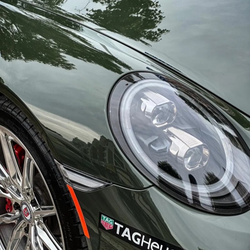 Ravoony Plus PET Glossy Deep Olive Green Car Wrap