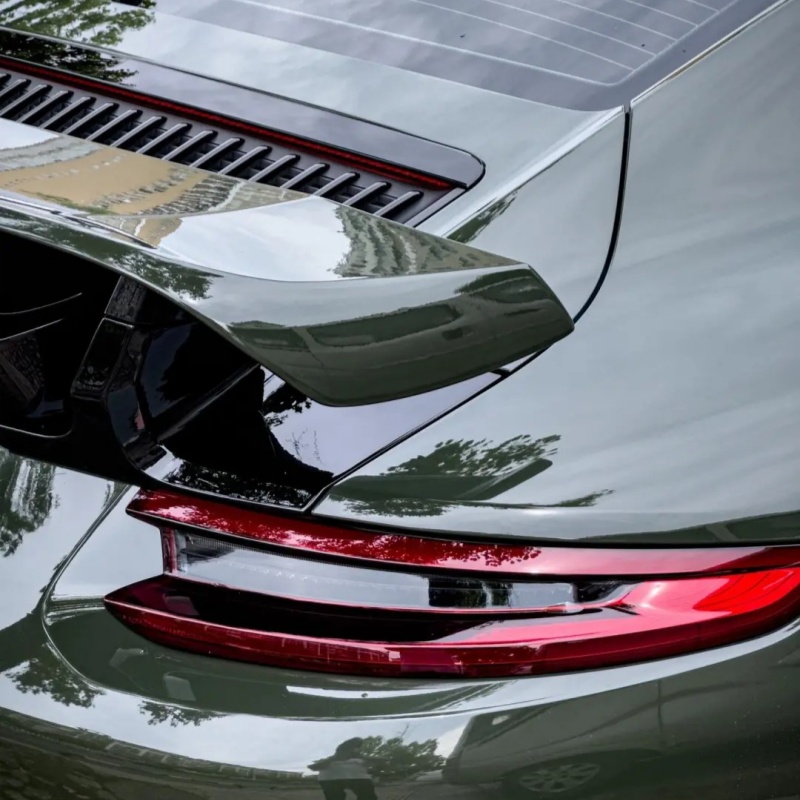 Ravoony Plus PET Glossy Deep Olive Green Car Wrap