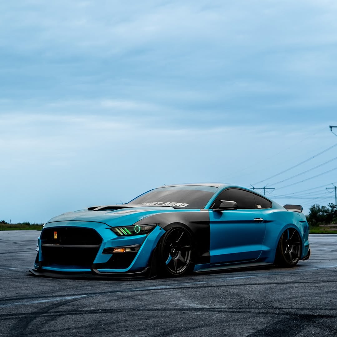 Ravoony Plus Glossy Metallic Atomic Cyan Car Vinyl Wrap