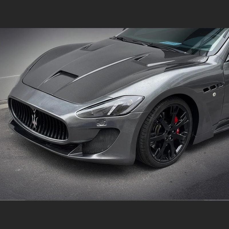 Ravoony Plus Gloss Heavy Metallic Graphite Grey Car Wrap