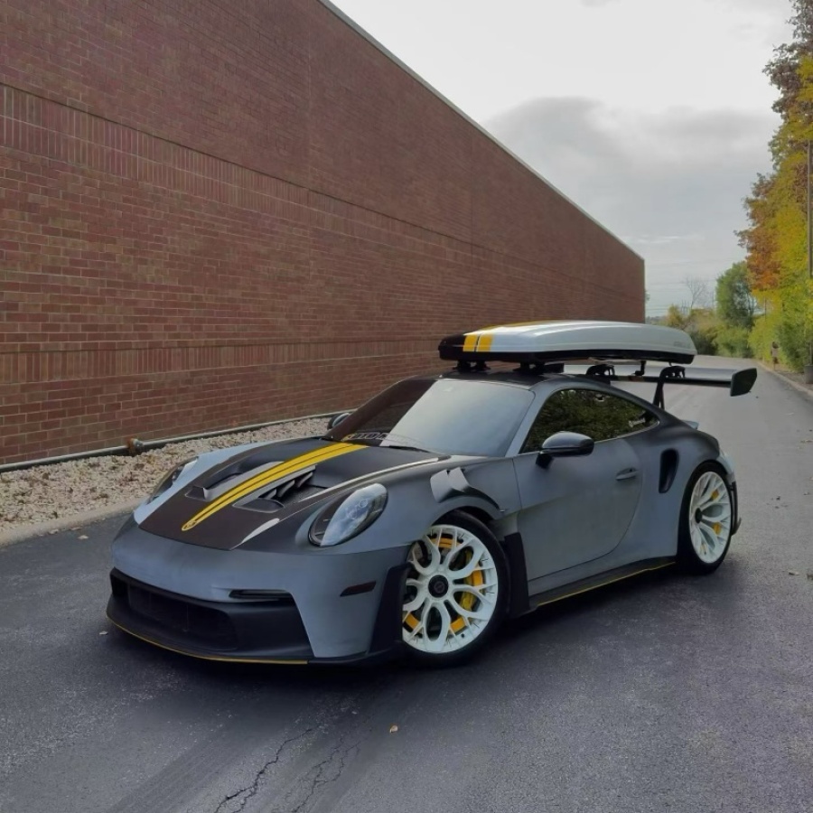 Ravoony Pro TPU Satin Black To White Chameleon PPF Film