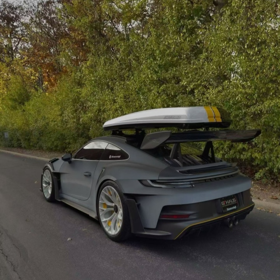 Ravoony Pro TPU Satin Black To White Chameleon PPF Film