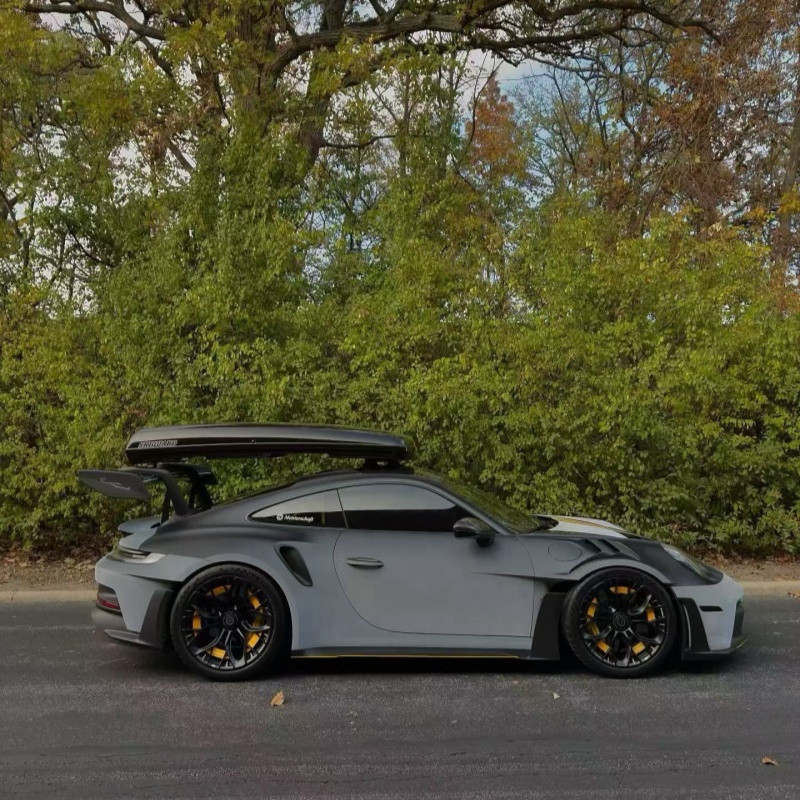 Ravoony Pro TPU Satin Black To White Chameleon PPF Film