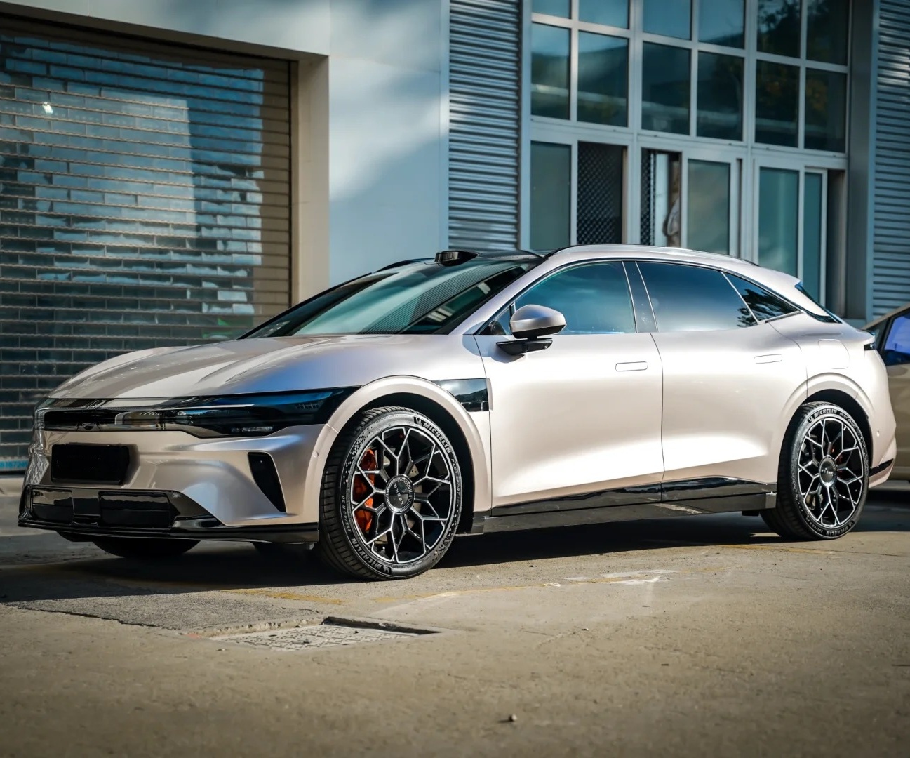 Ravoony Pro TPU Glossy Metallic Champagne Gold PPF Film