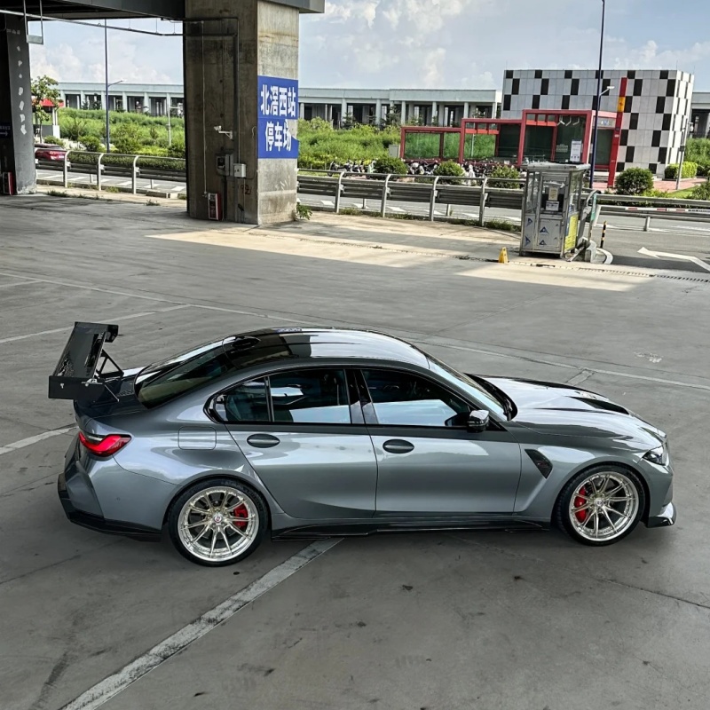 Ravoony Plus PET Gloss BMW Metallic Skyscraper Grey Wrap