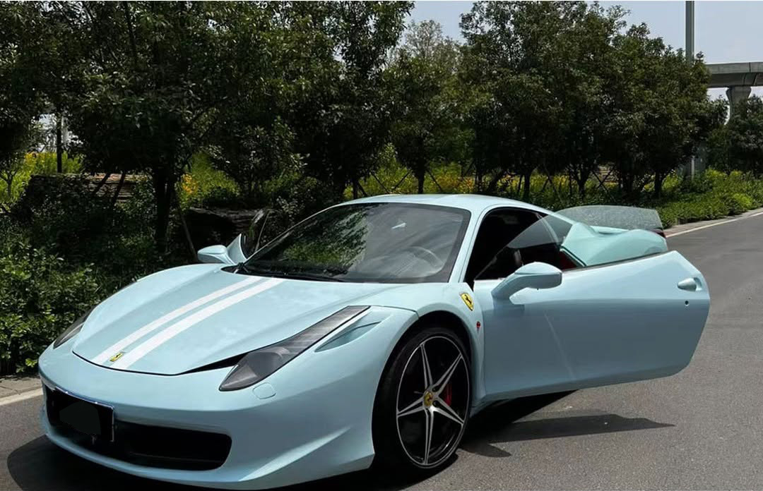 Ravoony Basic PET Glossy Crystal Glacier Blue Car Wrap