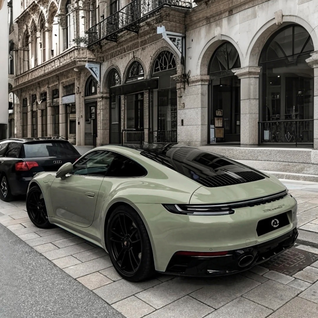 Ravoony Basic PET Gloss Khaki Green Car Vinyl Wrap