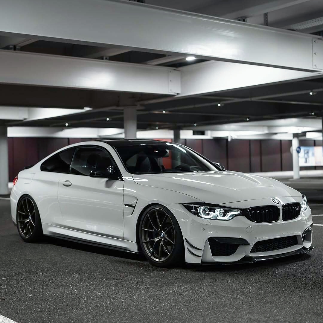 Ravoony Basic PET Glossy Crystal White Car Vinyl Wrap