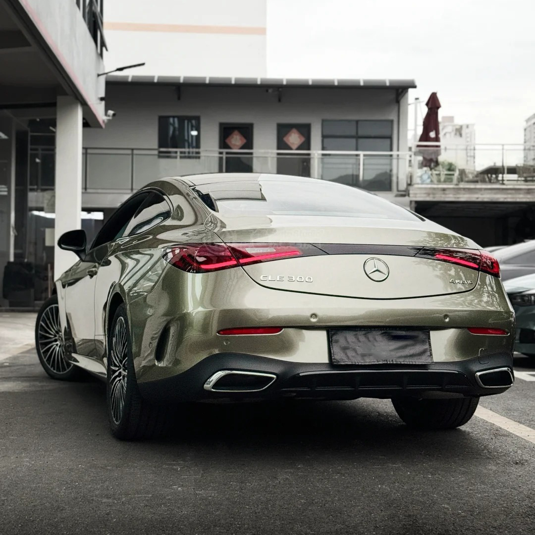 Ravoony Plus PET Glossy Metallic Aventurine Green Car Vinyl Wrap