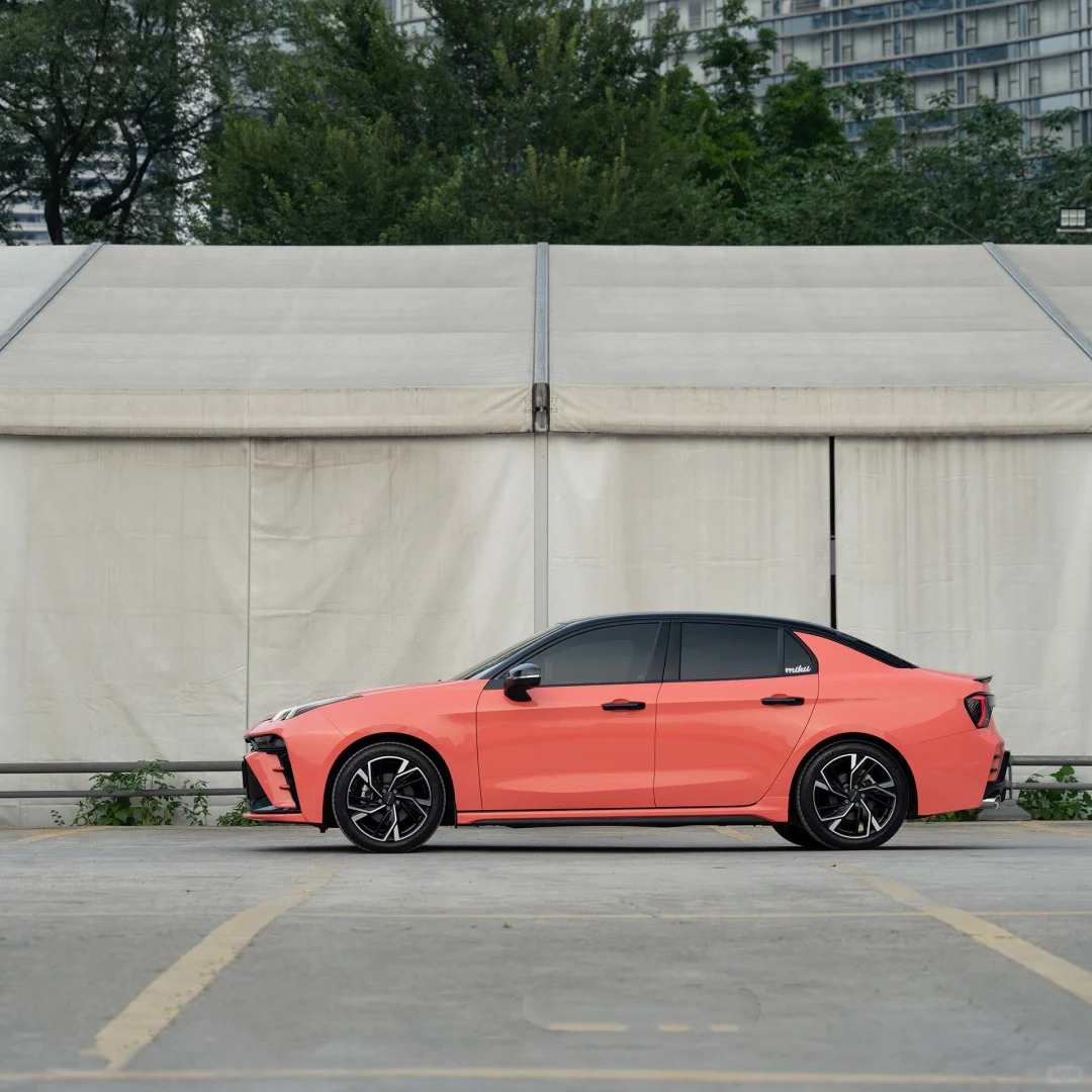 Ravoony Basic PET Glossy Coral Orange Vinyl Wrap