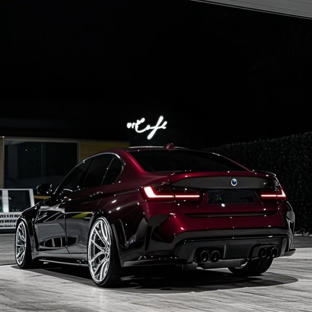 Ravoony Plus PET Gloss Glaze Black Red Vinyl Wrap