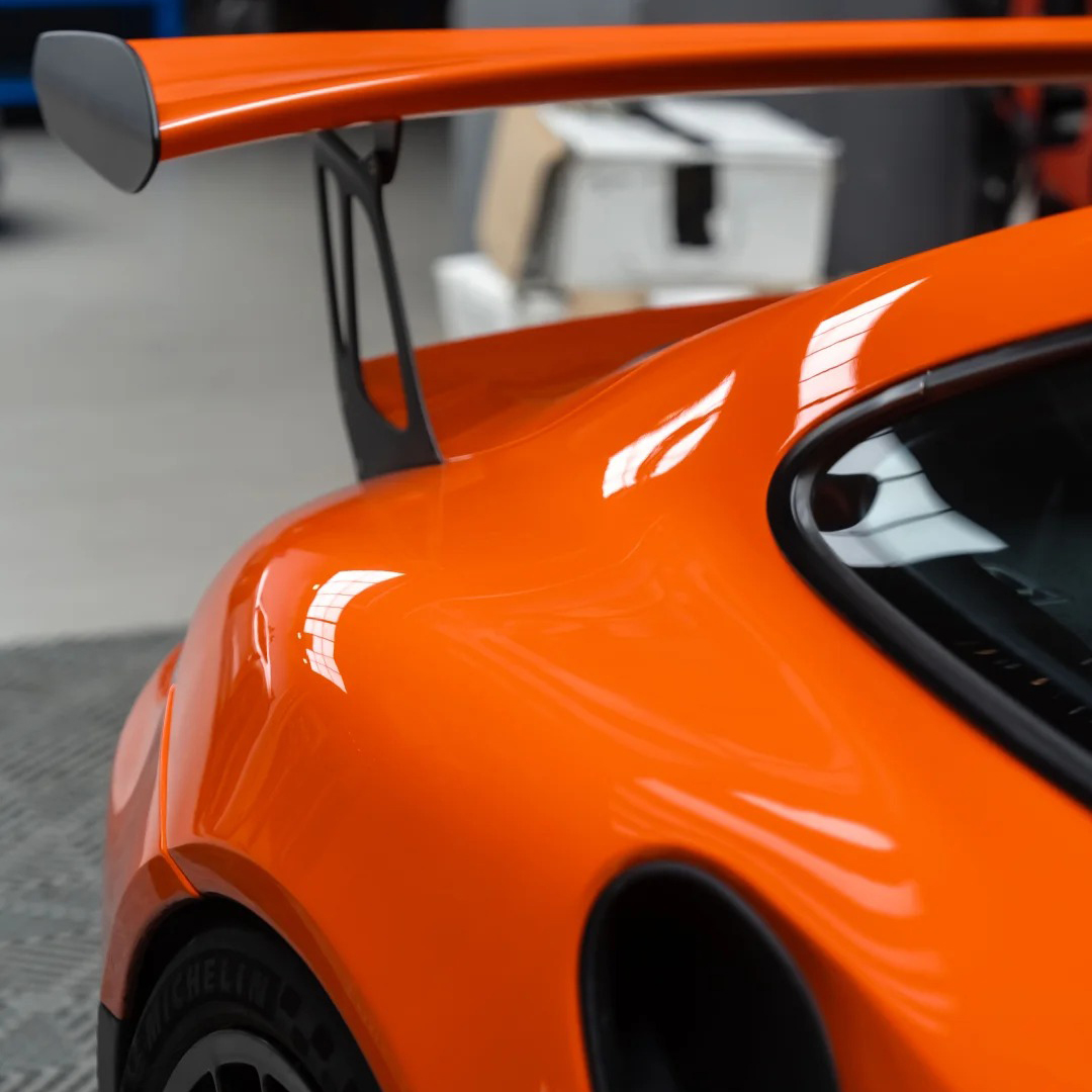 Ravoony Basic PET Gloss Crystal Mclaren Orange Wrap