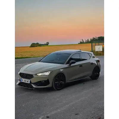 Ravoony Plus PET Gloss Khaki Green Car Vinyl Wrap 01