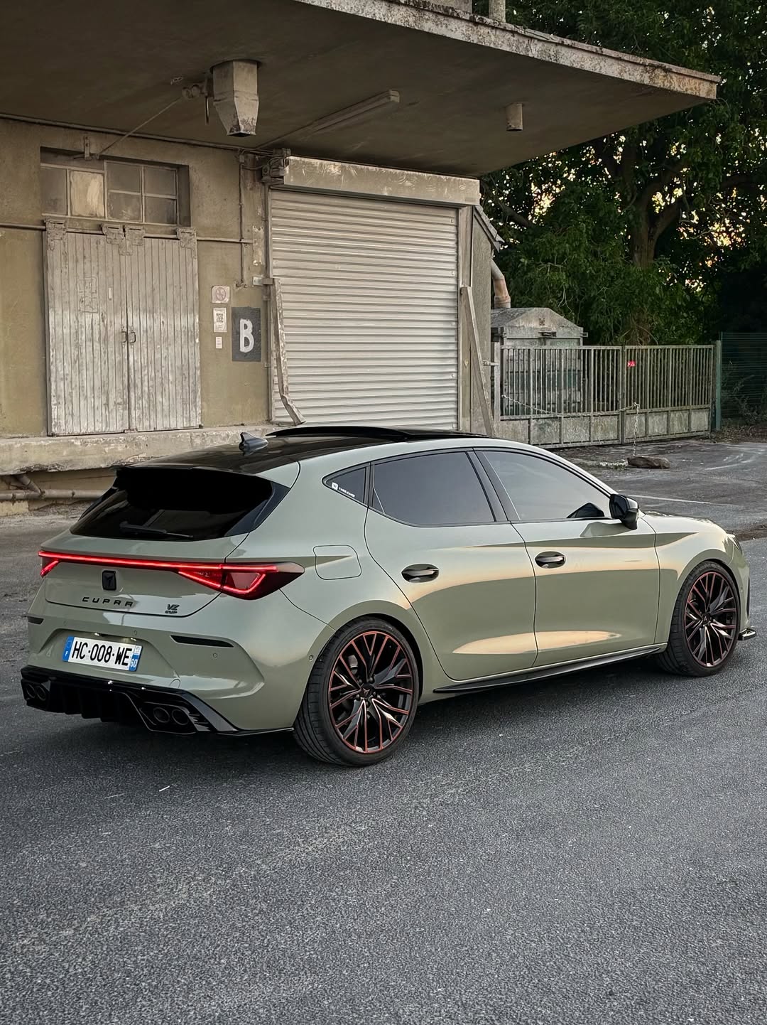Ravoony Plus PET Gloss Khaki Green Car Vinyl Wrap