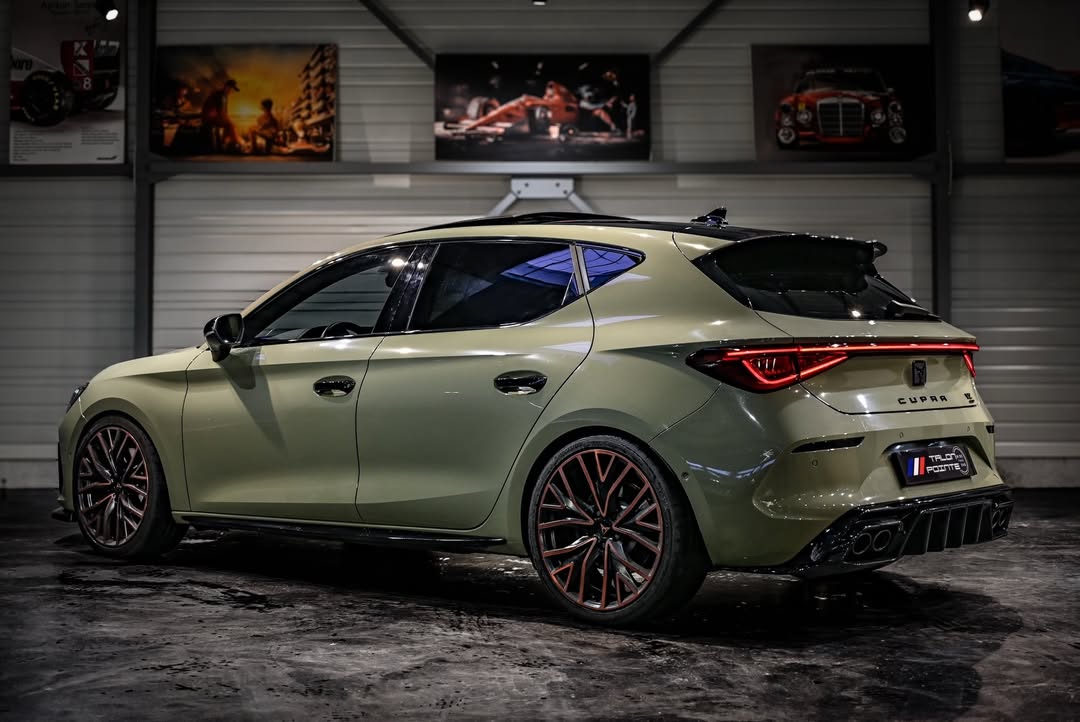 Ravoony Plus PET Gloss Khaki Green Car Vinyl Wrap