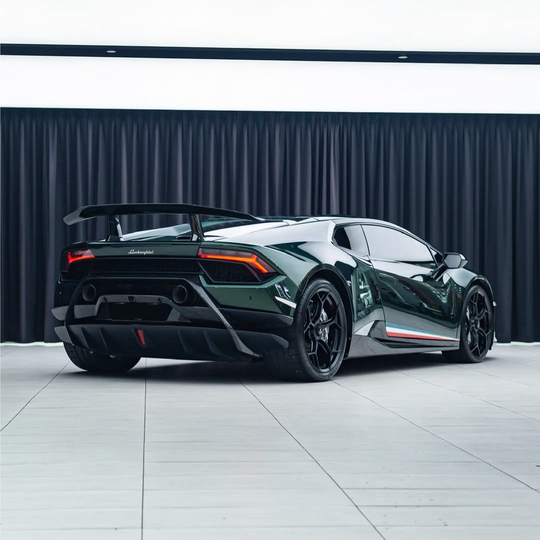 Ravoony Plus Gloss Metallic Midnight Green Car Wrap